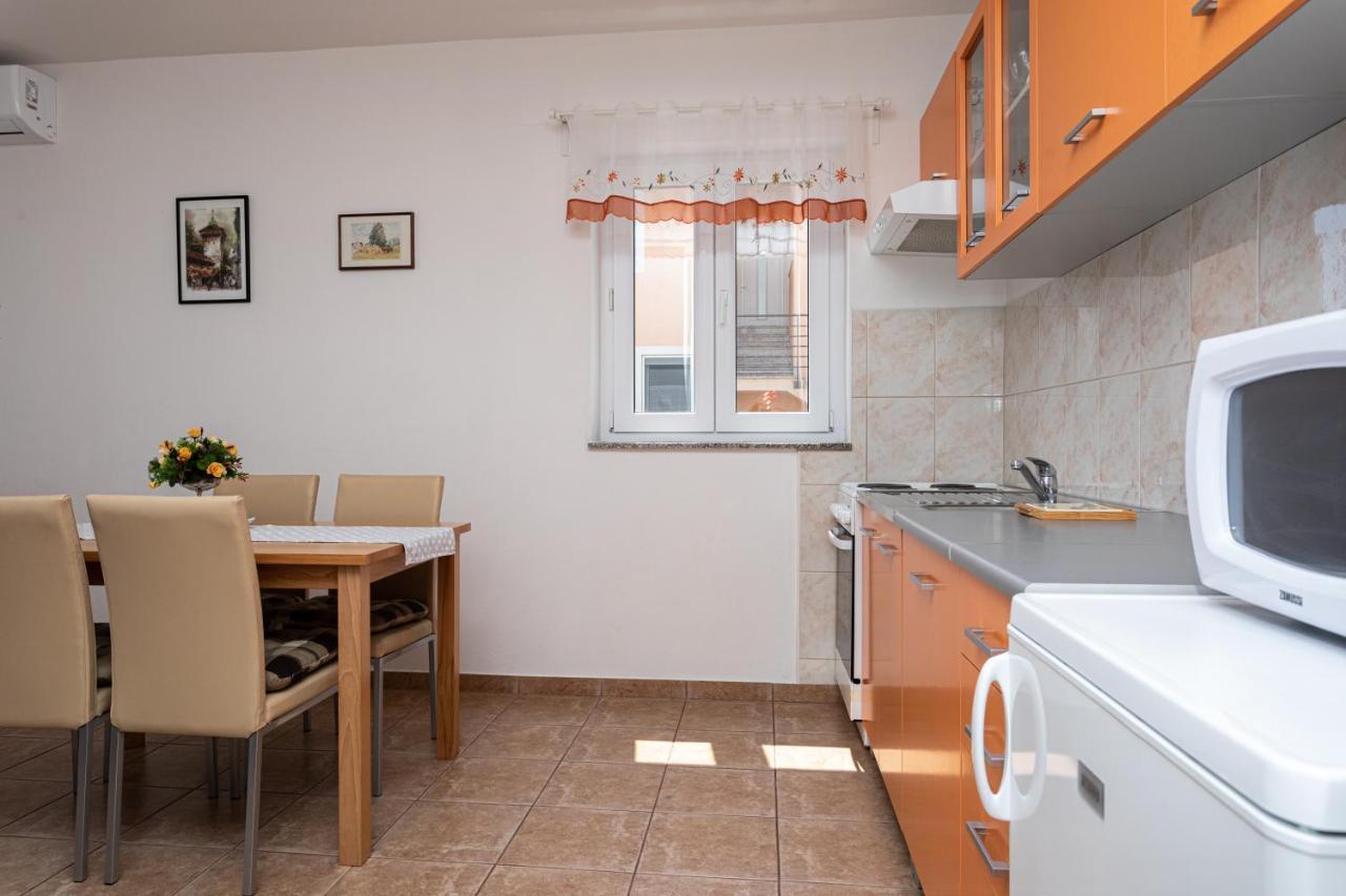 Apartments Katarina Шіло Екстер'єр фото