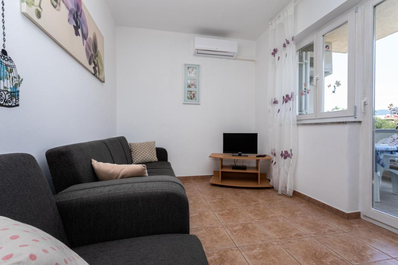 Apartments Katarina Шіло Екстер'єр фото