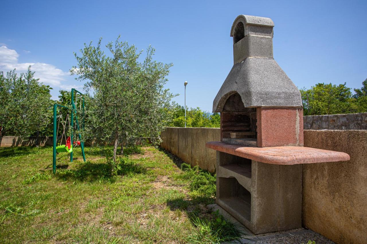 Apartments Katarina Шіло Екстер'єр фото