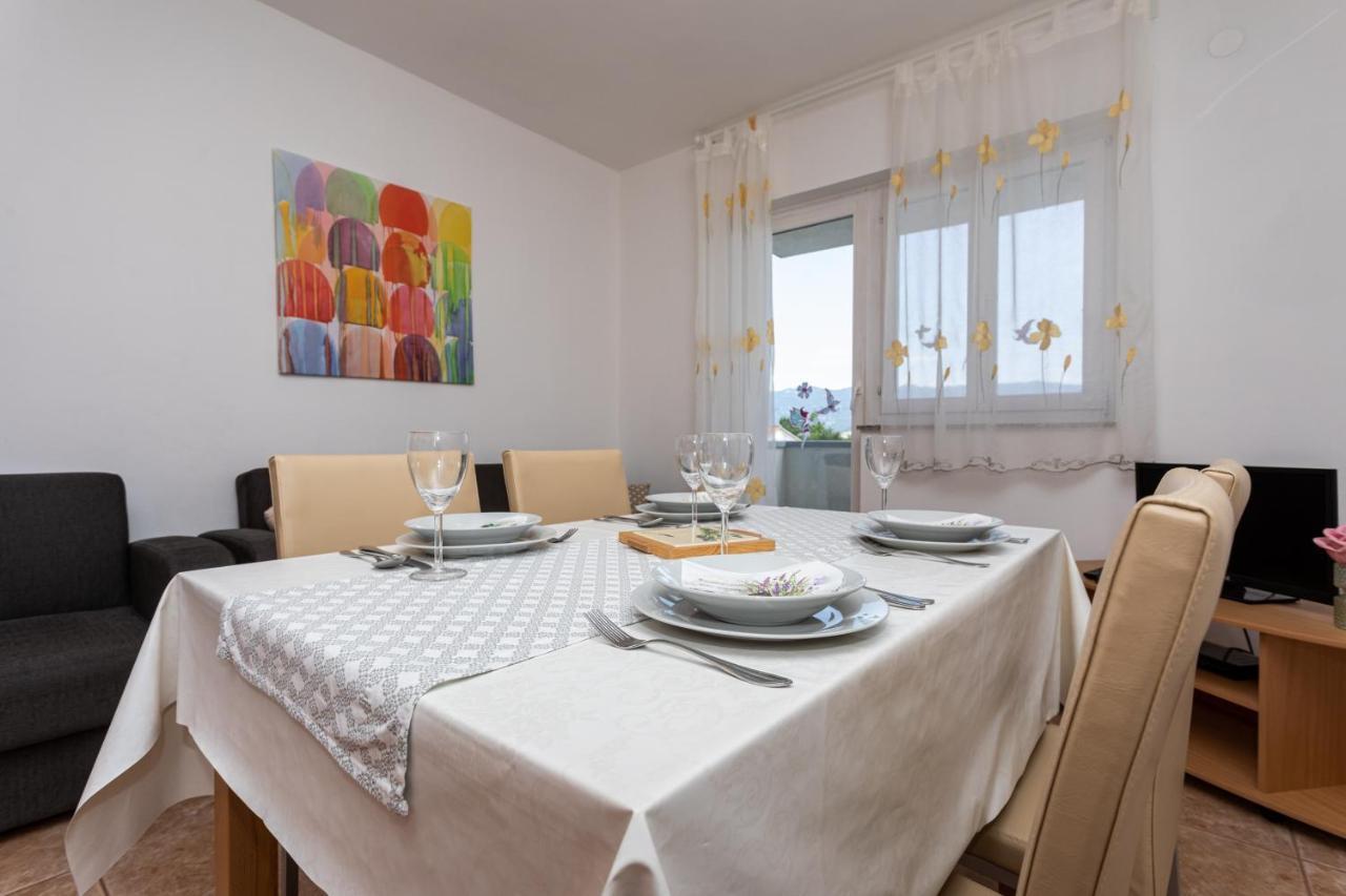 Apartments Katarina Шіло Екстер'єр фото